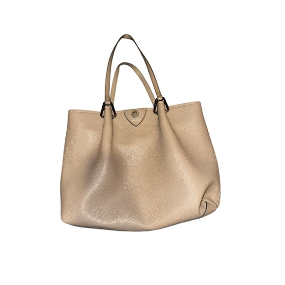 Handbags - New item (April 2nd, 2026‎ at 11:53 PM)